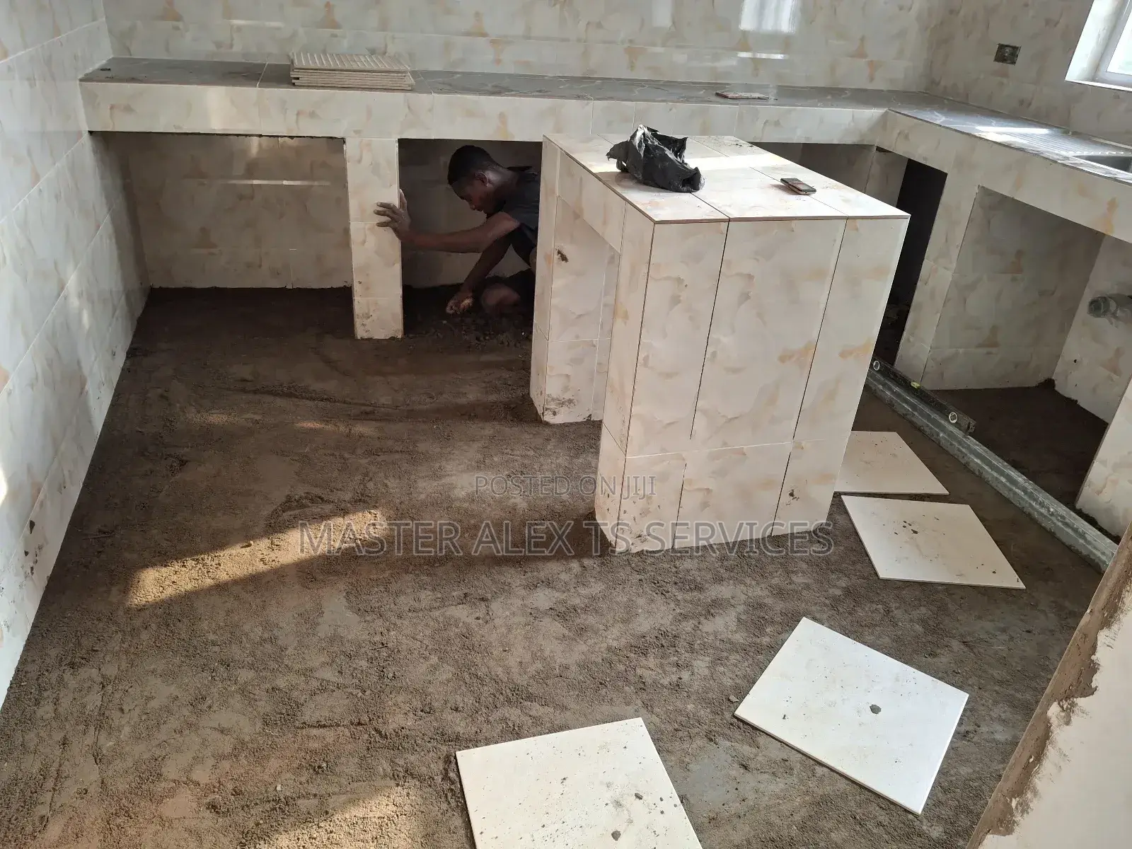 Togo and Ghana Style Tiling Professional