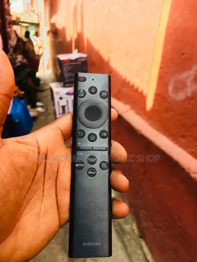 Brand New Samsung Solar Charging Smart One