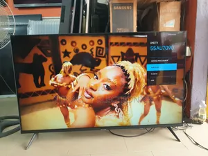 55"Crystal Uhd Samsung HDR Smart Satellite TV