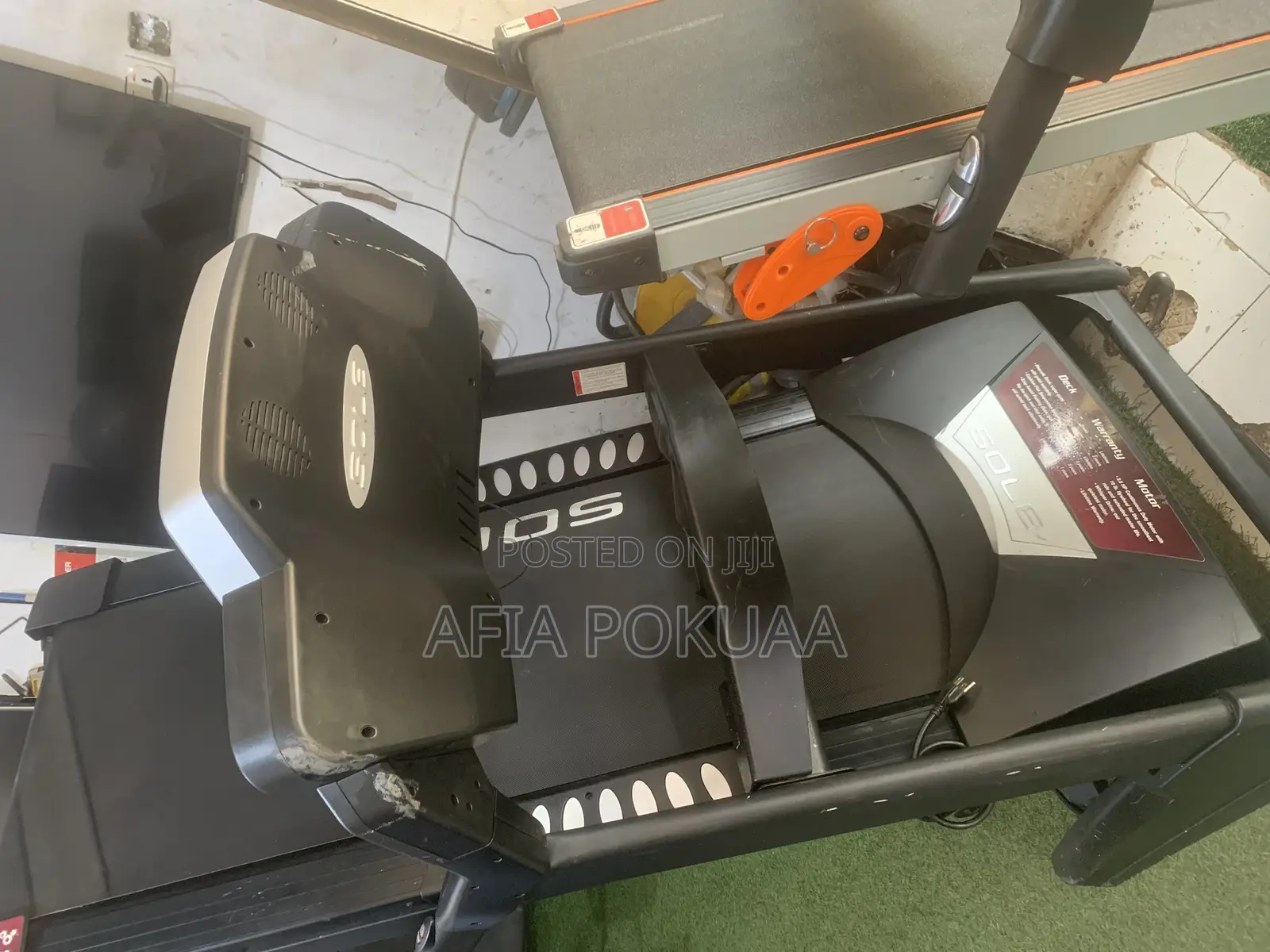 Commercial Treadmill 160