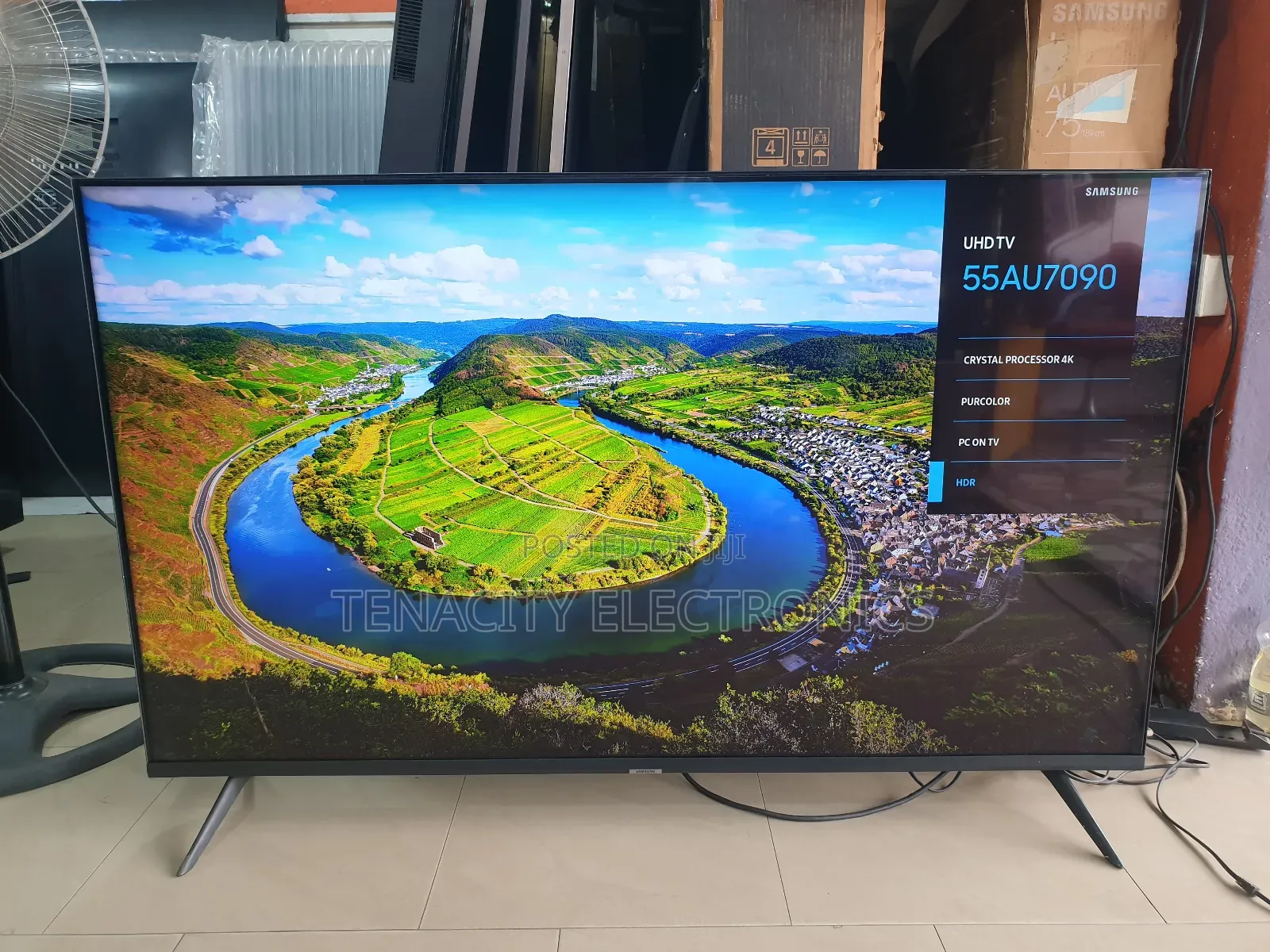 55"Crystal Uhd Samsung HDR Smart Satellite TV