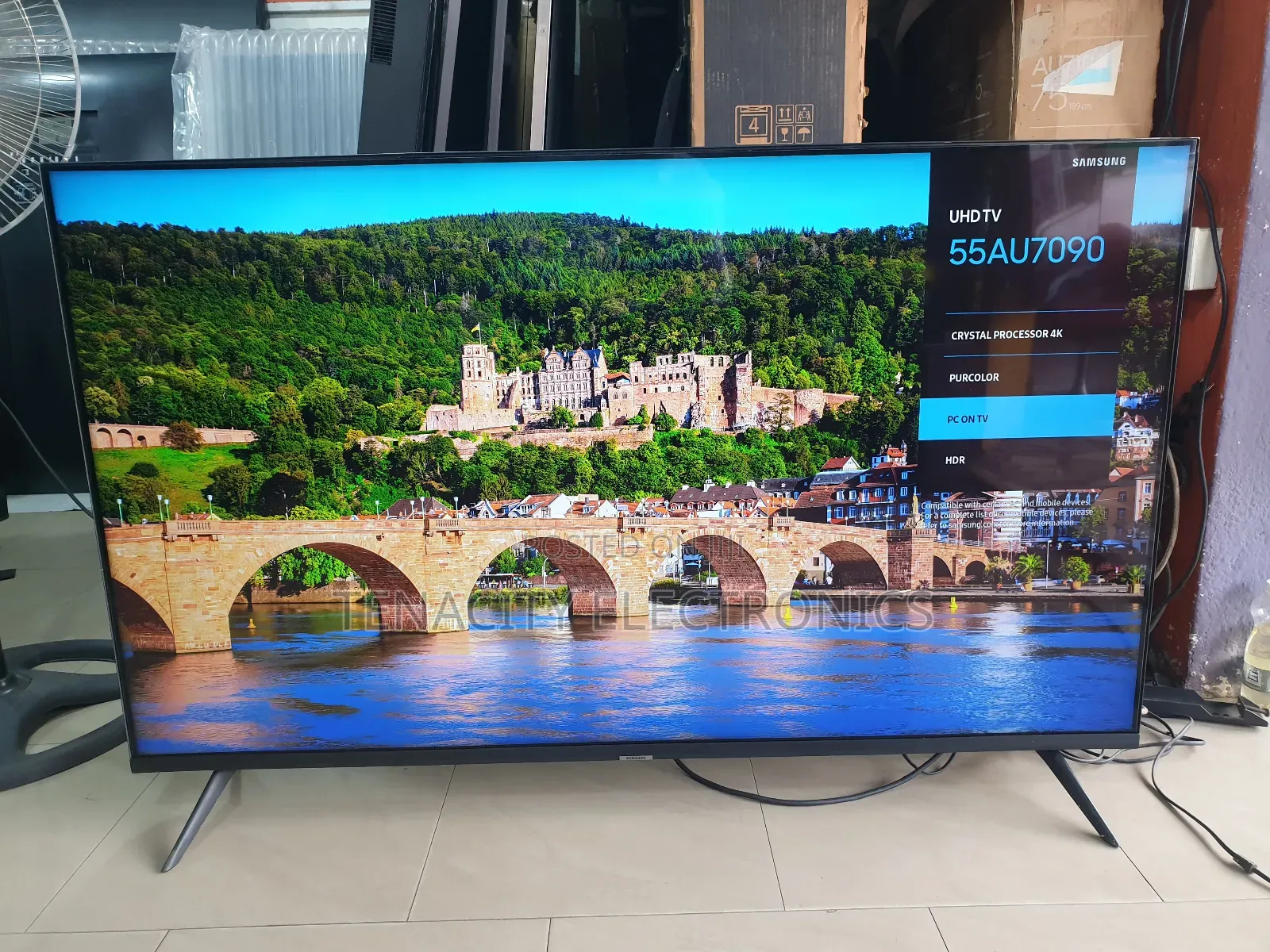 55"Crystal Uhd Samsung HDR Smart Satellite TV