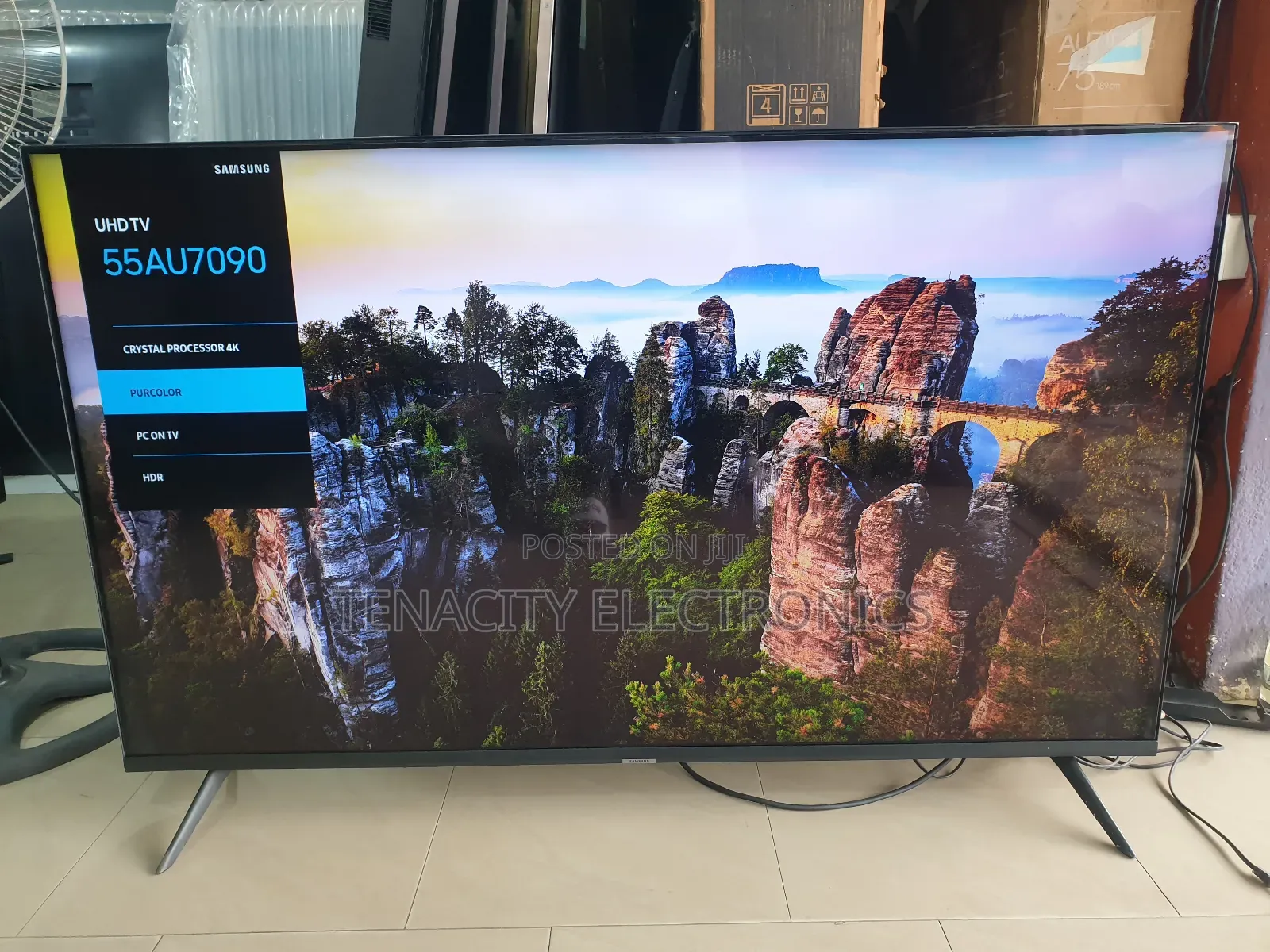 55"Crystal Uhd Samsung HDR Smart Satellite TV