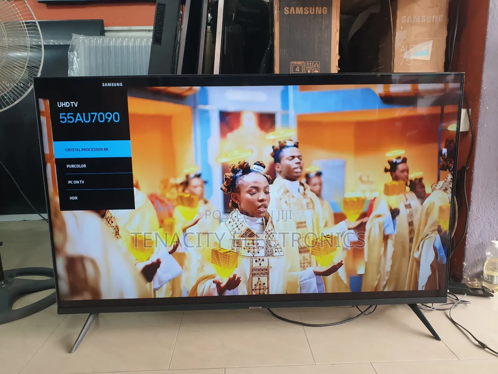 55"Crystal Uhd Samsung HDR Smart Satellite TV