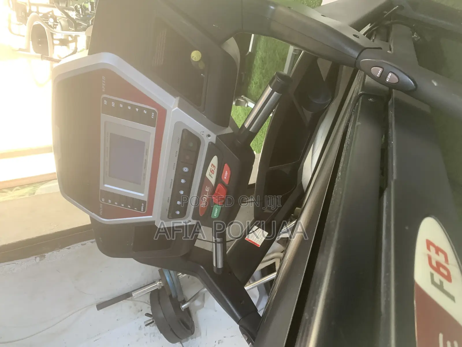 Commercial Treadmill 160