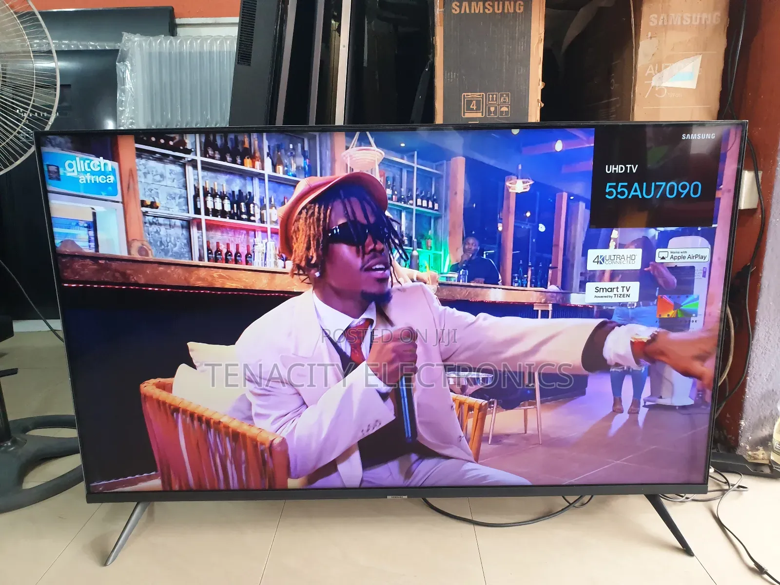 55"Crystal Uhd Samsung HDR Smart Satellite TV