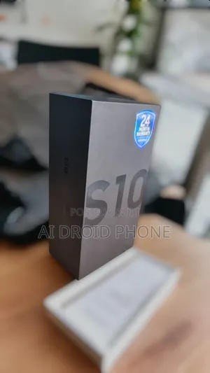 New Samsung Galaxy S10 128 GB Black