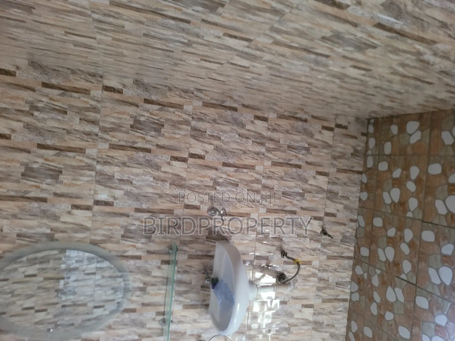 2bdrm Apartment in Birdgroup, East Legon for rent