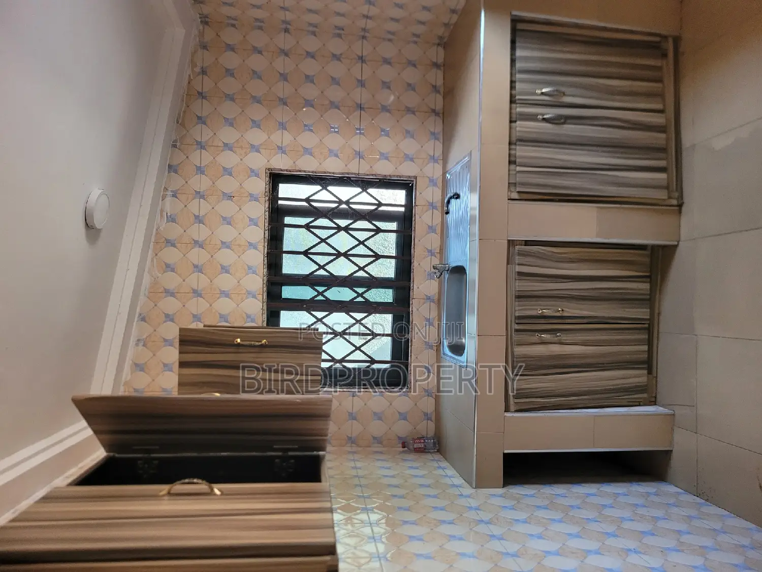 2bdrm Apartment in Birdgroup, East Legon for rent