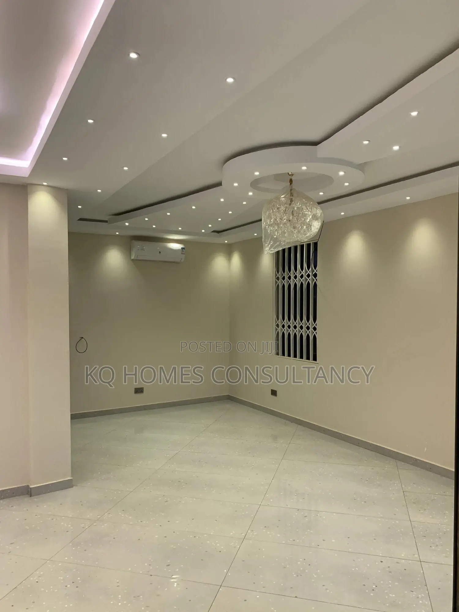 5bdrm House in East Legon for sale