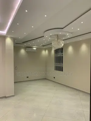 5bdrm House in East Legon for sale