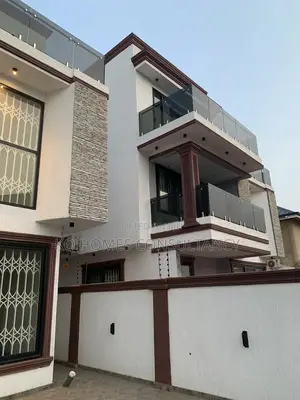 5bdrm House in East Legon for sale