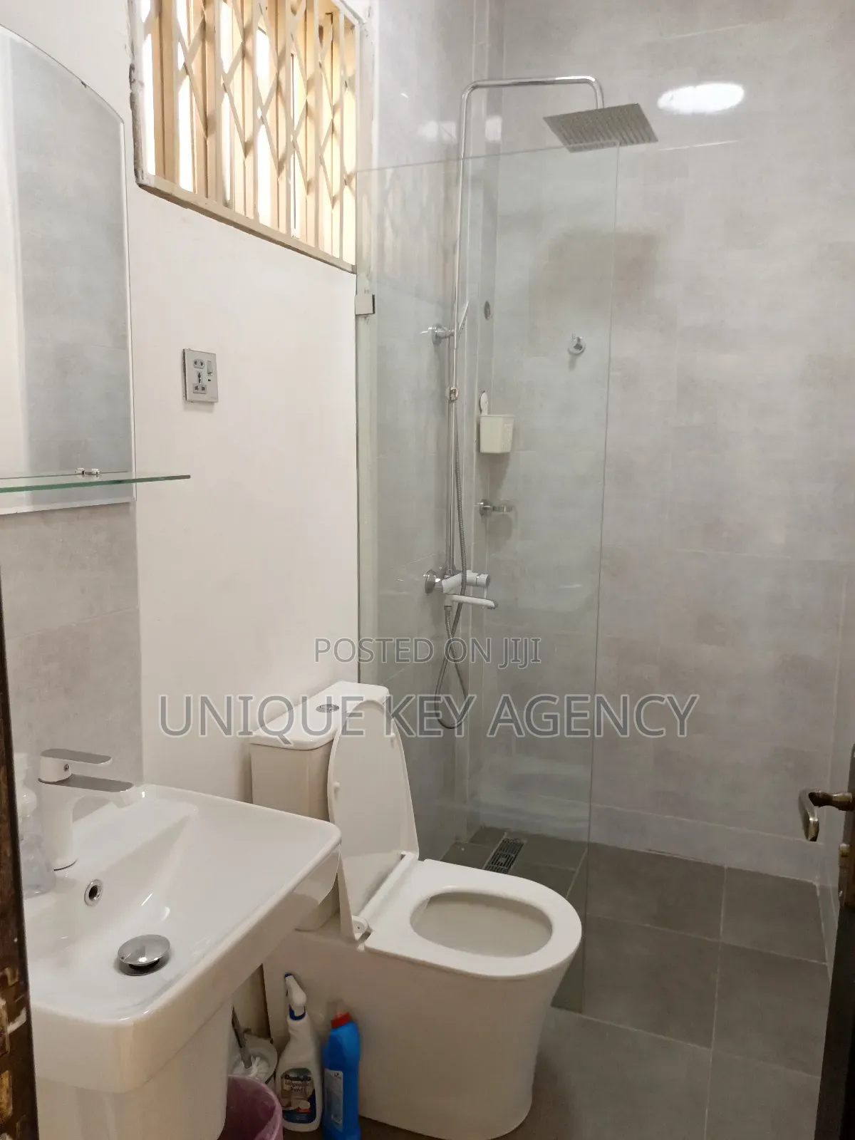 Furnished 2bdrm Apartment in Unique Key Agency, Labone for rent