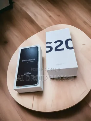 New Samsung Galaxy S20 FE 128 GB Blue