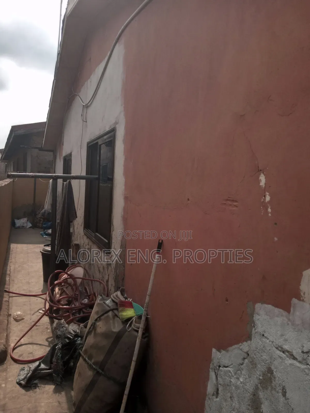 4bdrm House in Sale, Ashaiman Municipal for sale