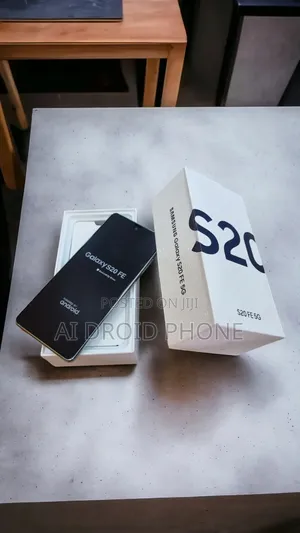 New Samsung Galaxy S20 FE 128 GB Gold