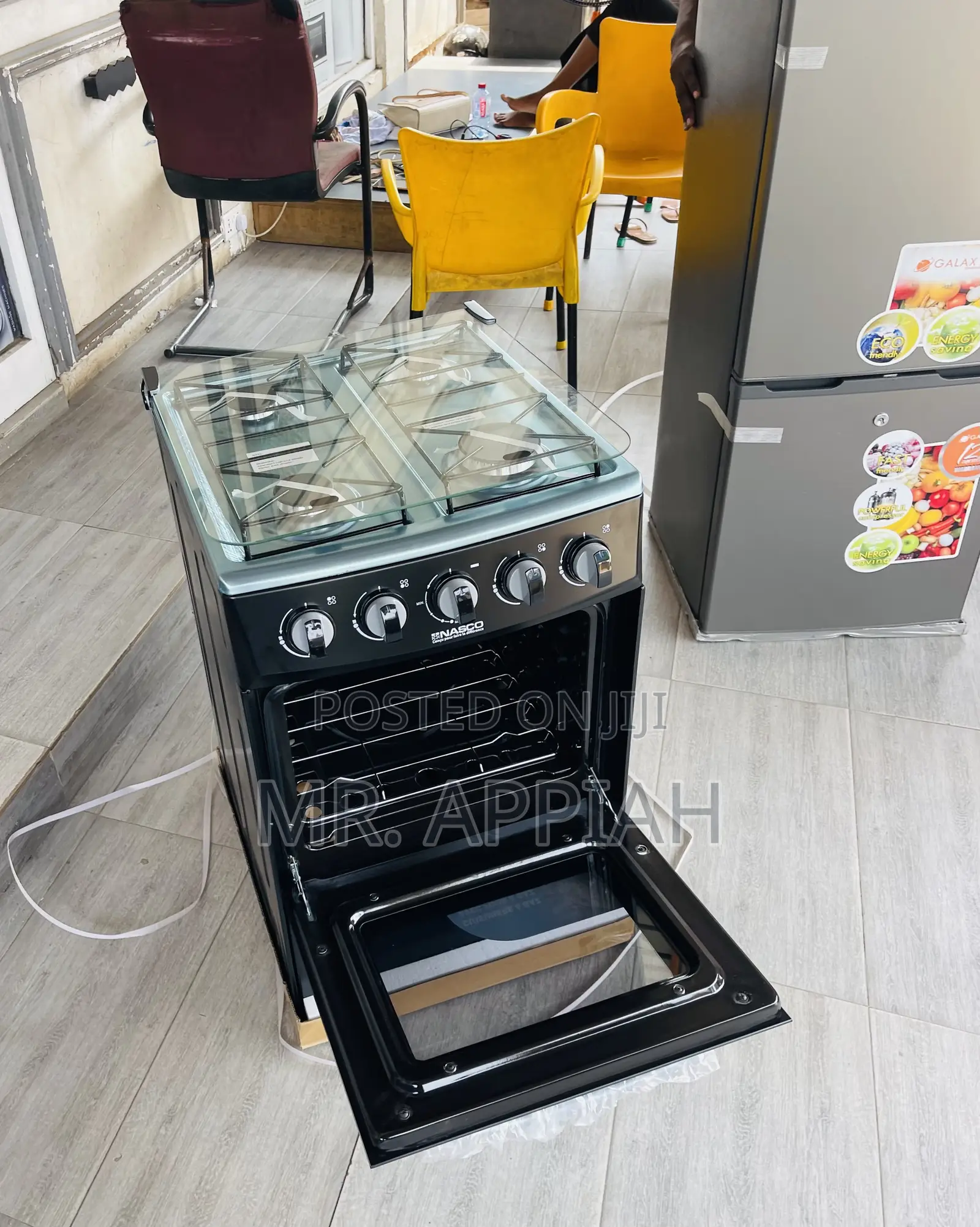Upgrade Your Kitchen With Nasco 4 Gas Burner With Oven.