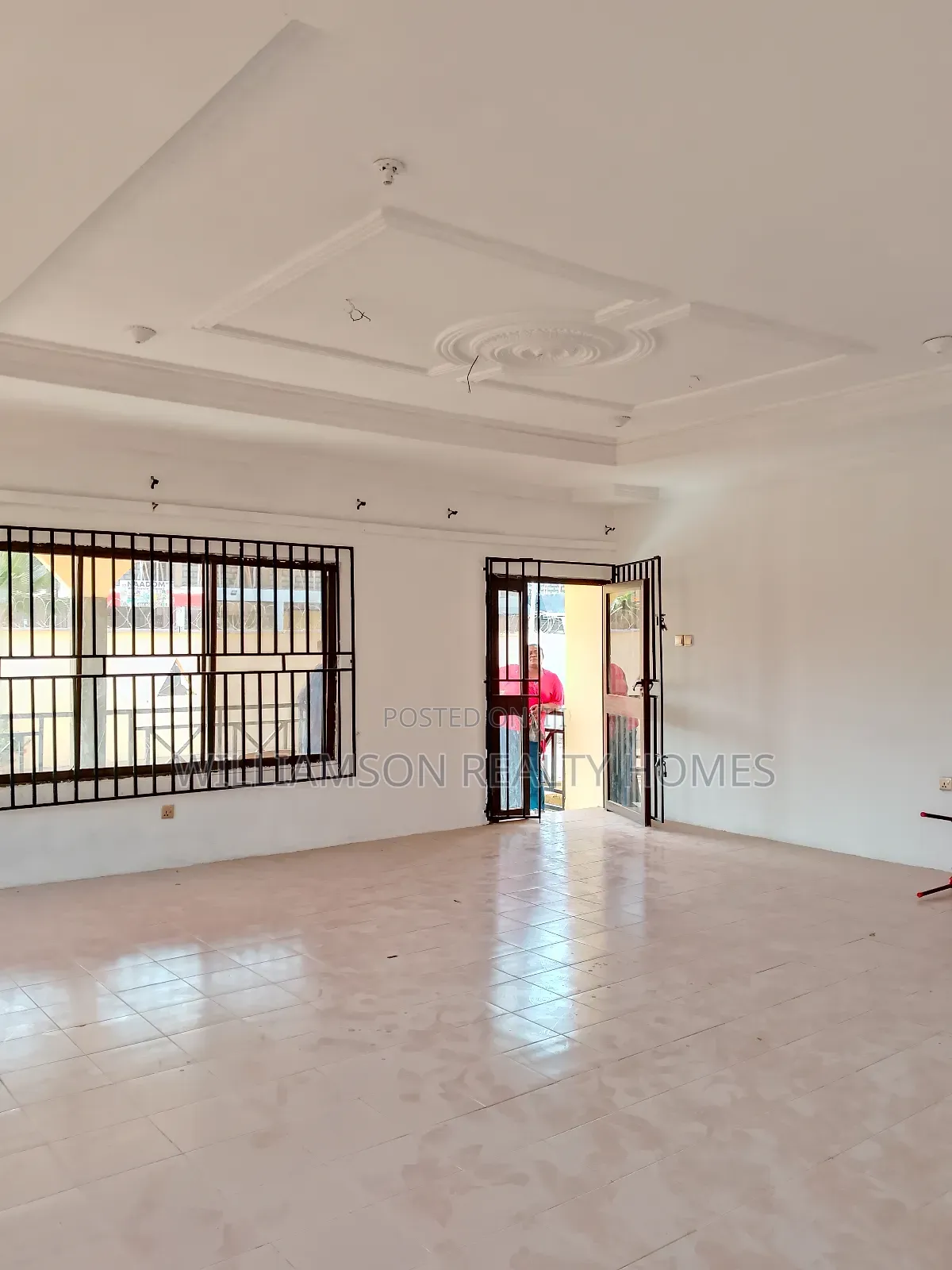 5bdrm House in Baatsonaa Total Area, Spintex for rent