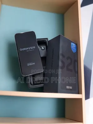 New Samsung Galaxy S20 128 GB Gold
