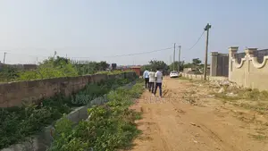 Tema, Community 25 (Bulaso) _ 5 Plots Building Land