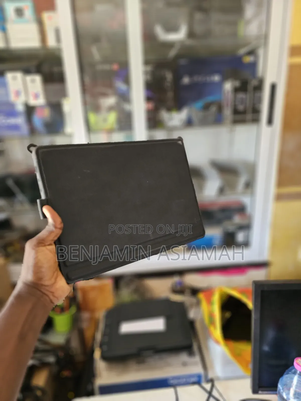 New Laptop HP EliteBook X360 1030 G2 16GB Intel Core I7 SSD 256GB