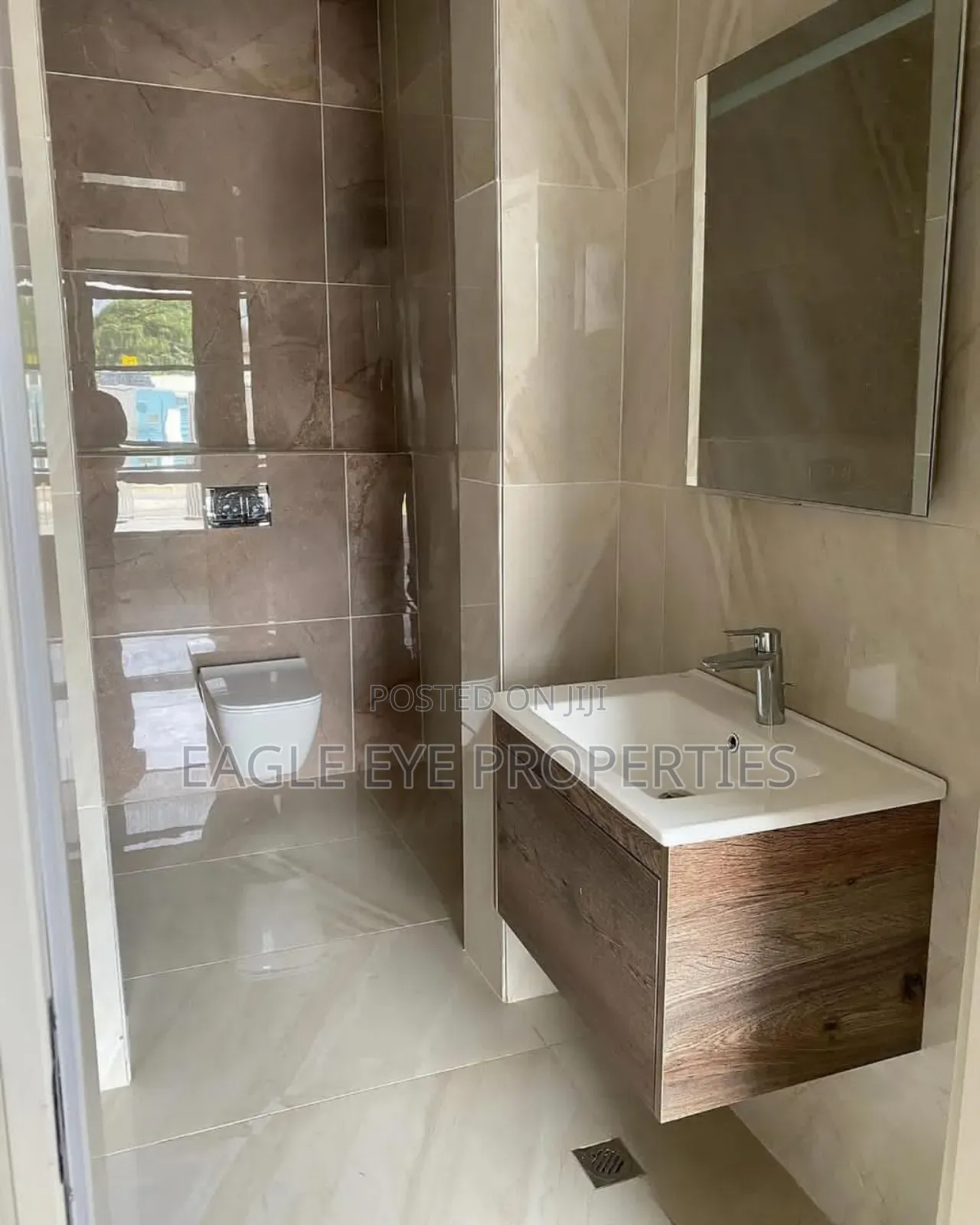 4bdrm House in East Legon for sale