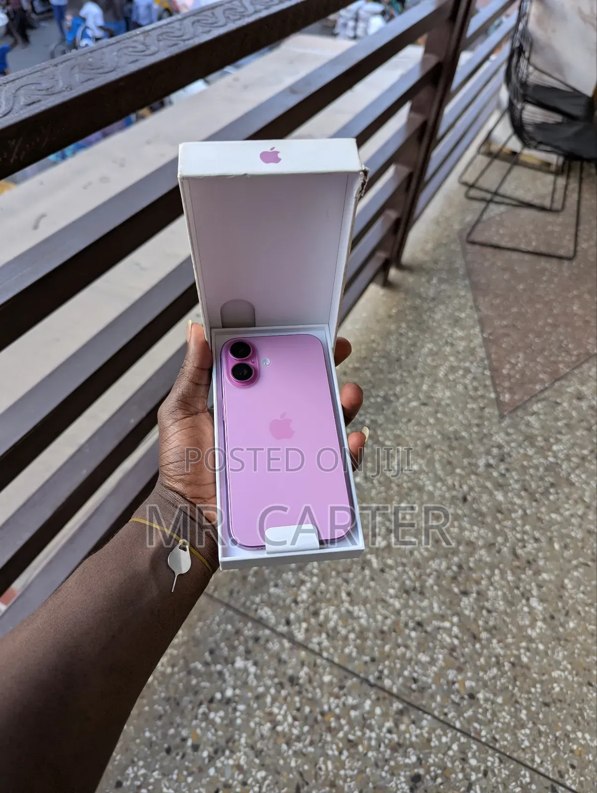 New Apple iPhone 16 128 GB Pink