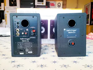 Quality Behringer Truth 4.5" Powerful Studio Monitor