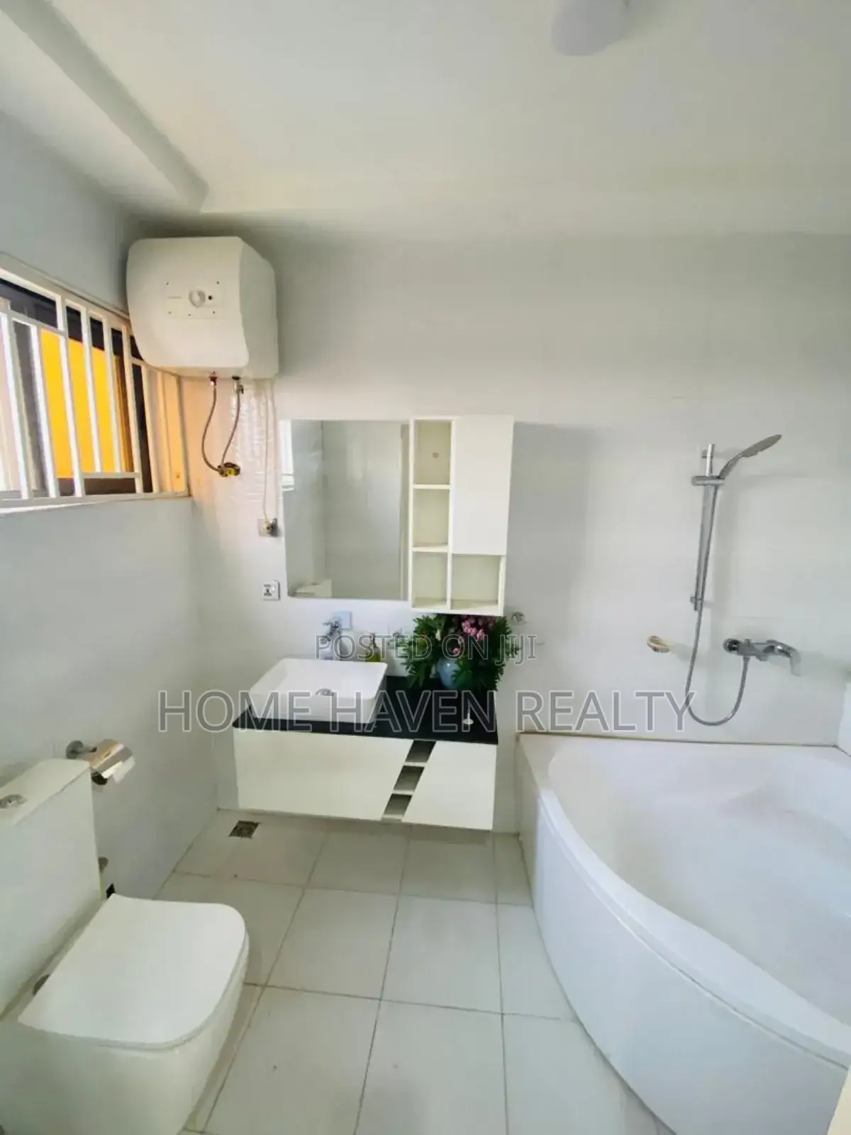 Furnished 5bdrm Apartment in Kisseman, Achimota for rent