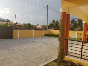 Furnished 3bdrm Bungalow in Spintex for sale