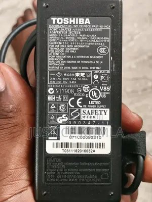 Toshiba Charger 19v