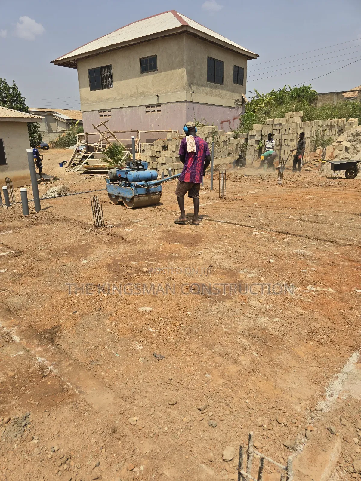 Compactor and Level