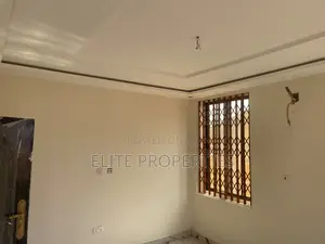 2bdrm Apartment in Community 25 Tema - for rent
