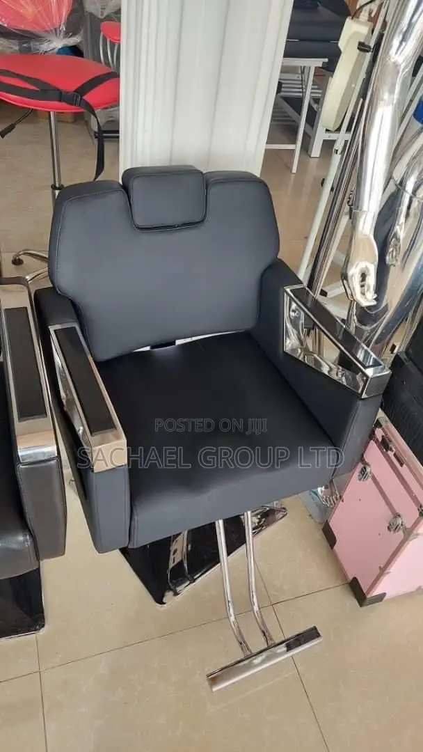 Durable Barbering Chairs