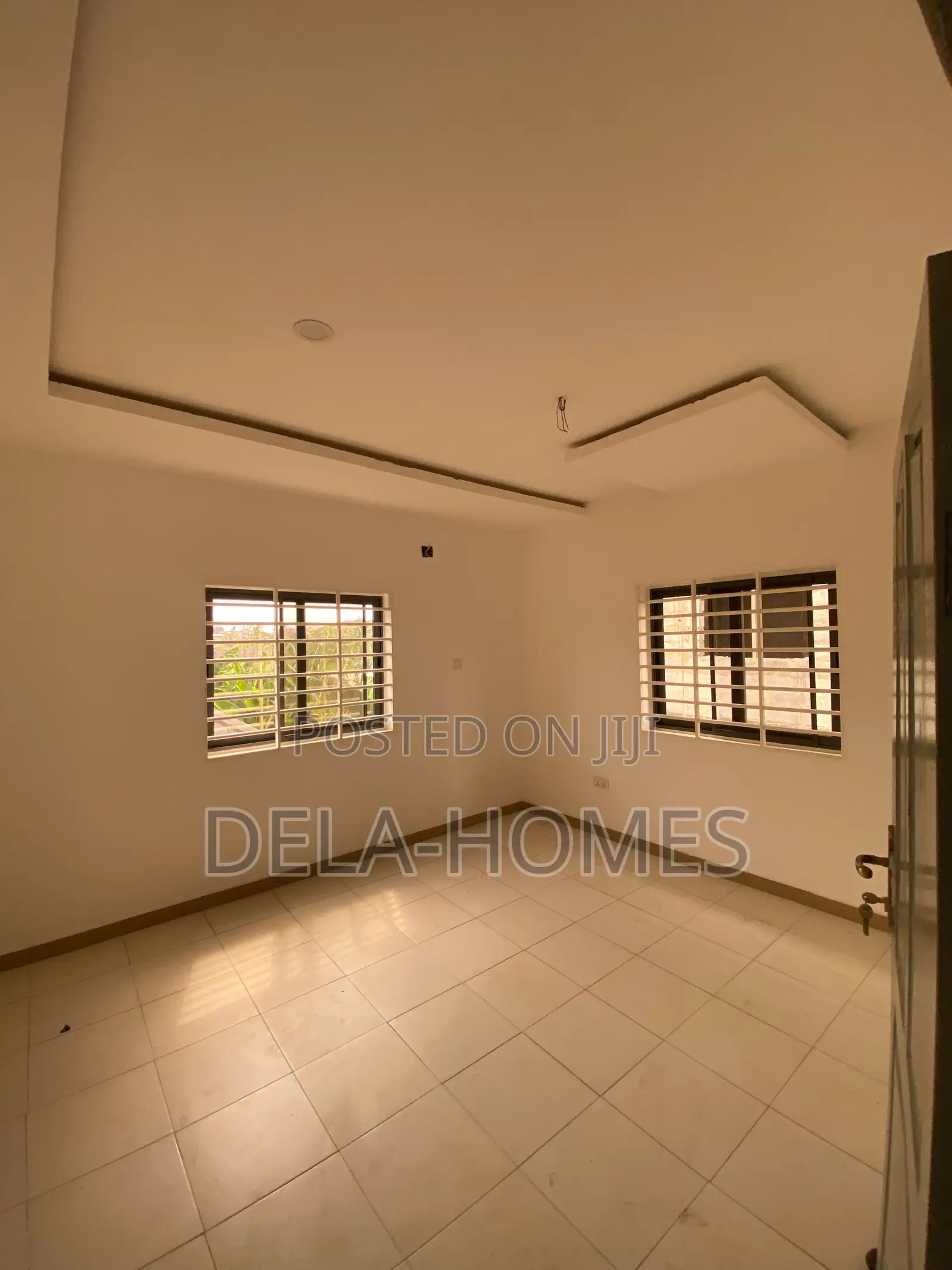Newly Built Chamber N Hall Sc for Rent at Adenta 