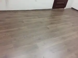 Laminate and SPC Floors