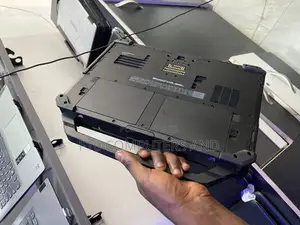 Laptop Dell Latitude 5430 Rugged 8GB Intel Core I5 SSD 256GB