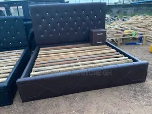 Black Queen Size With Drawer Lit //Free Delivery