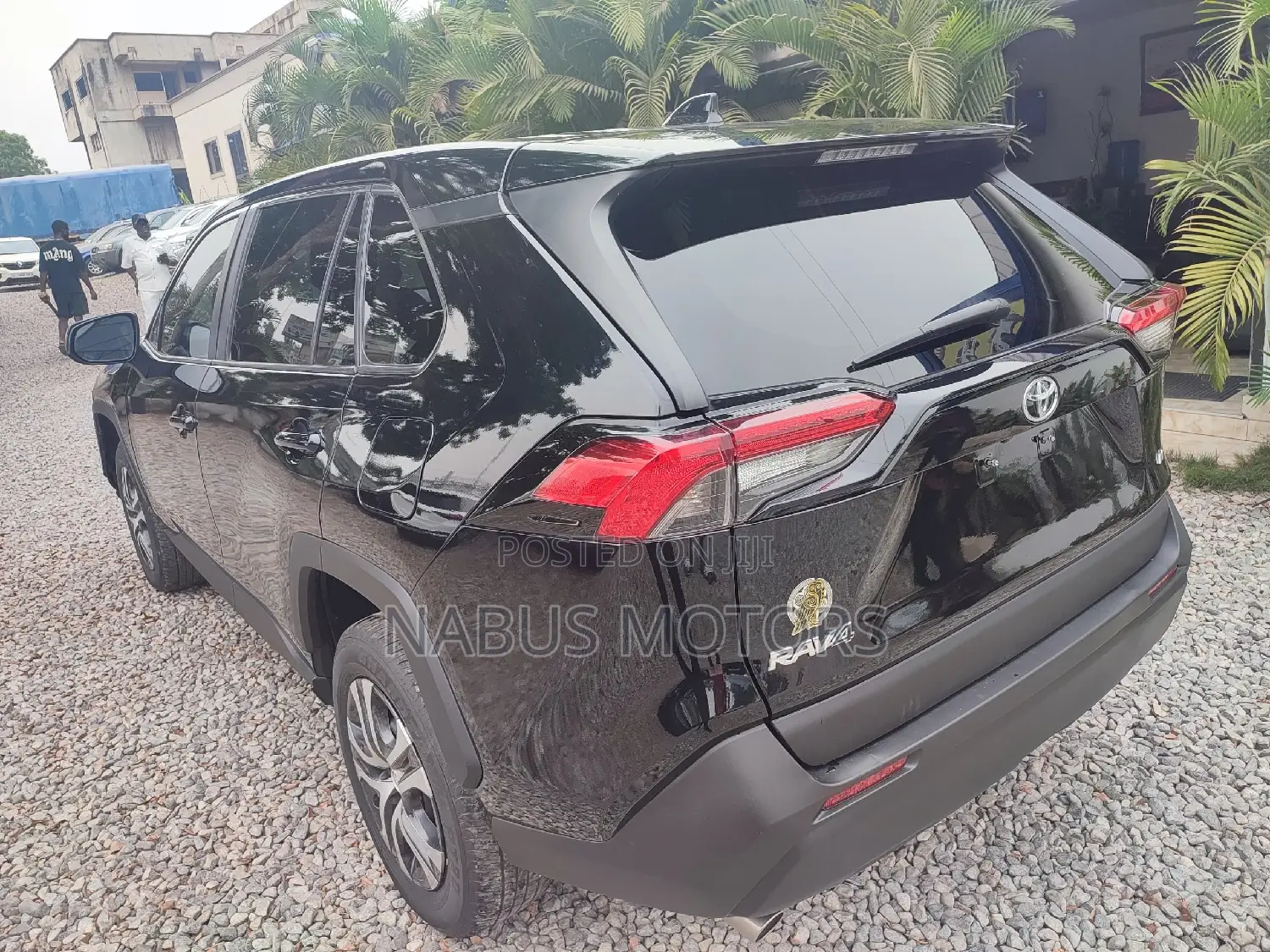 Toyota RAV4 LE 2022 Black