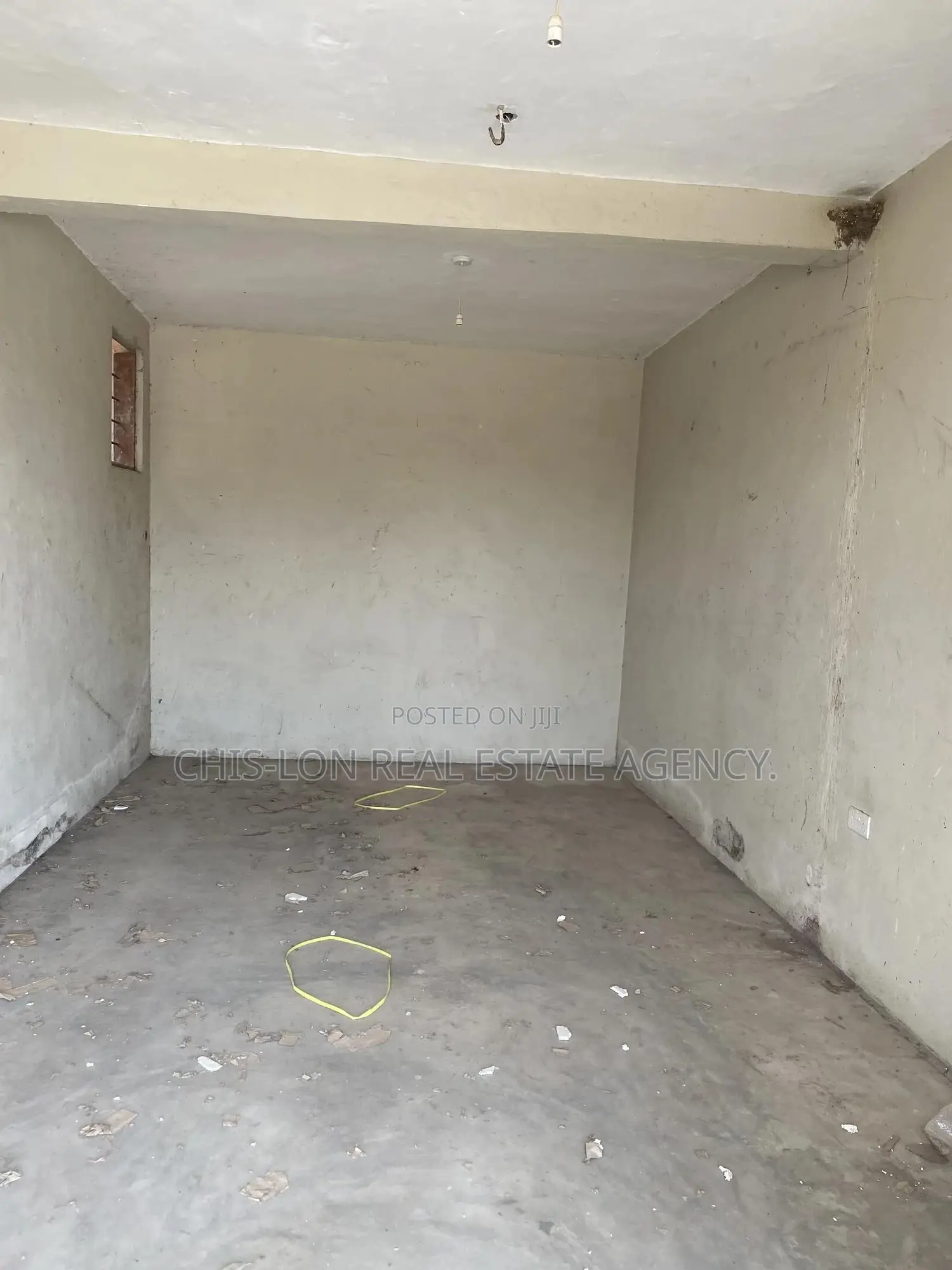 Road Side Shop for Rent