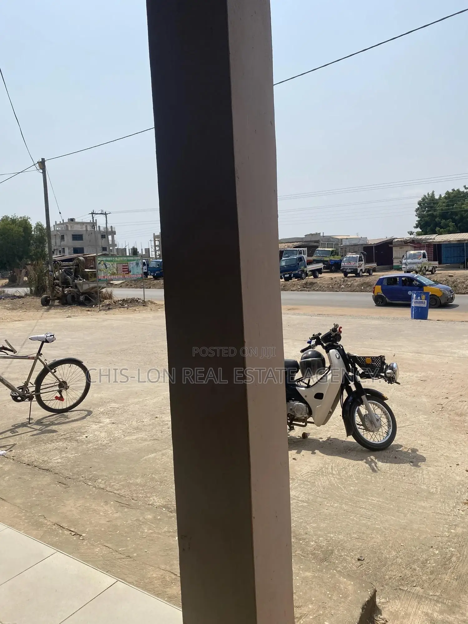 Road Side Shop for Rent