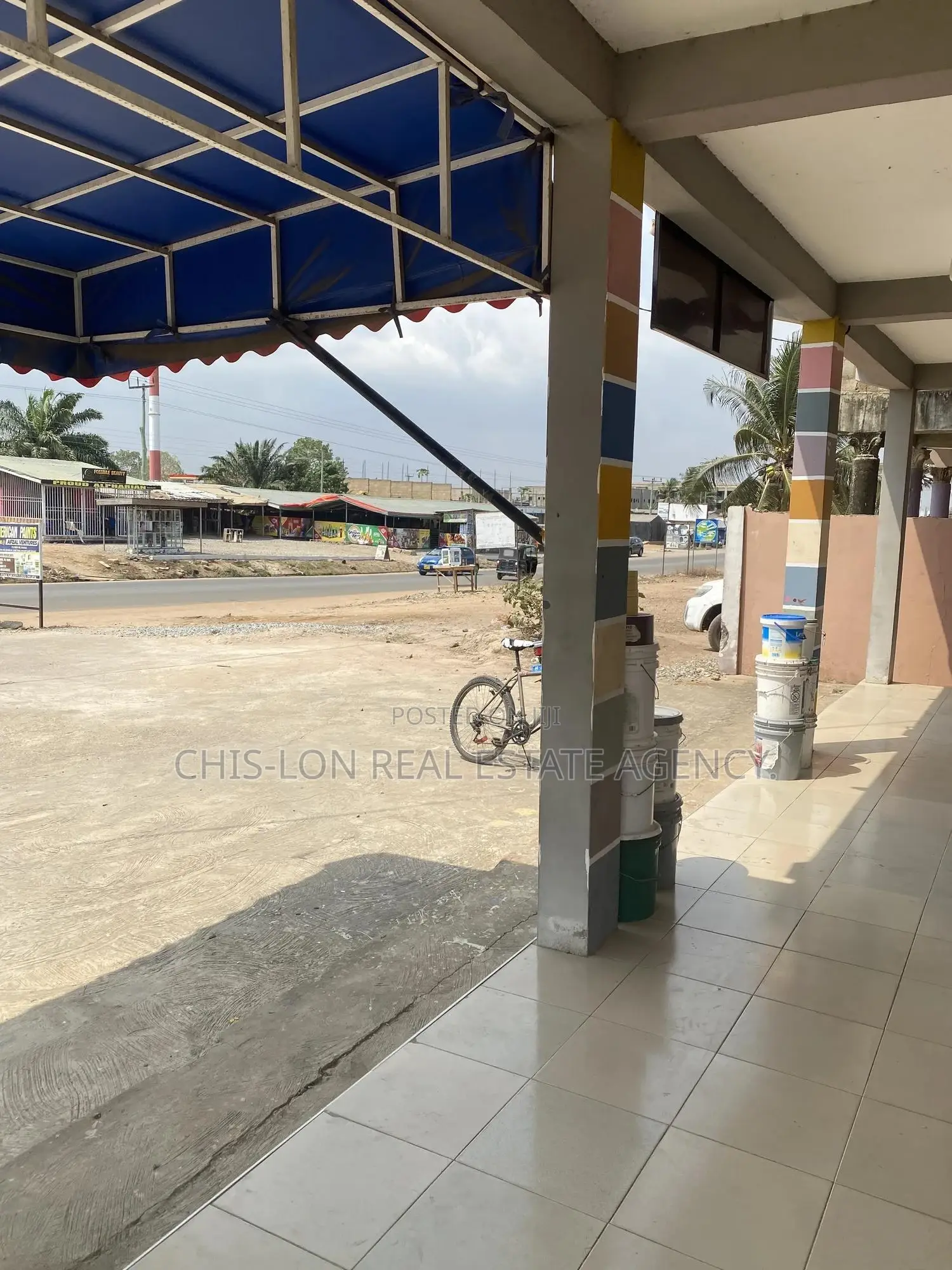 Road Side Shop for Rent