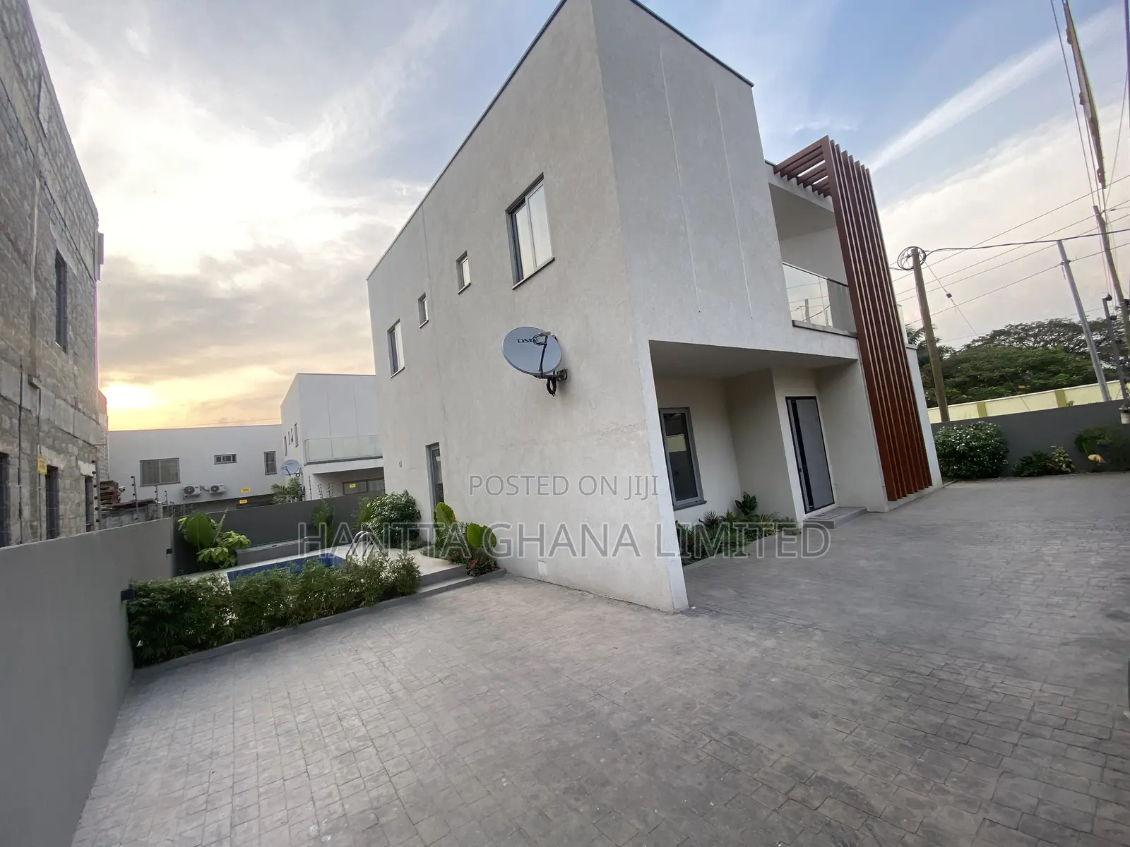 4bdrm House in East Legon, Ghana Link Area for sale