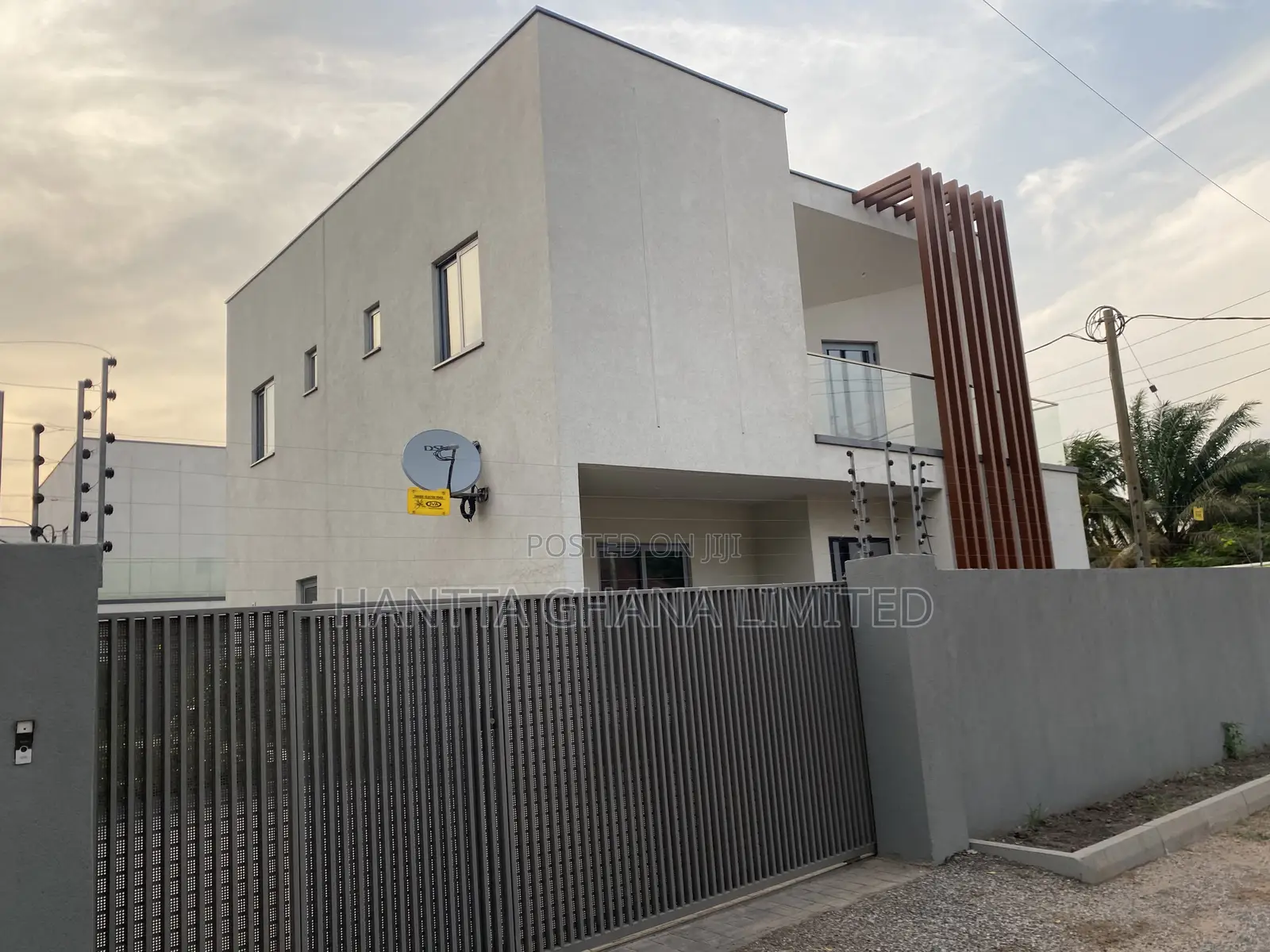 4bdrm House in East Legon, Ghana Link Area for sale