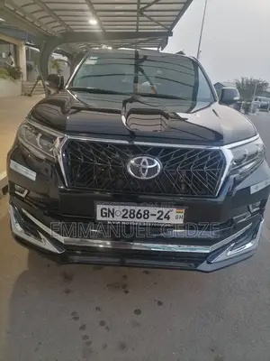 Toyota Prado for Rent - 7 Seater Suv