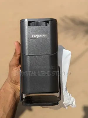 UHD Android Mini Projector
