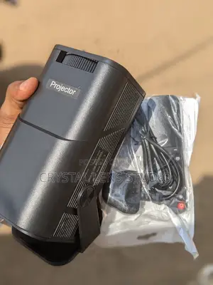 UHD Android Mini Projector