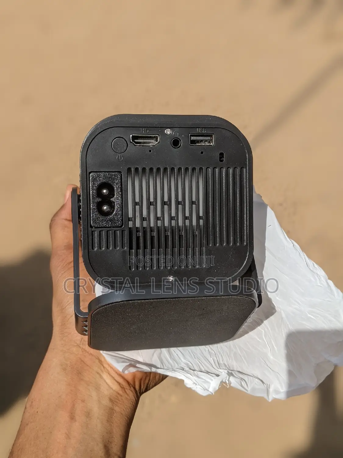 UHD Android Mini Projector