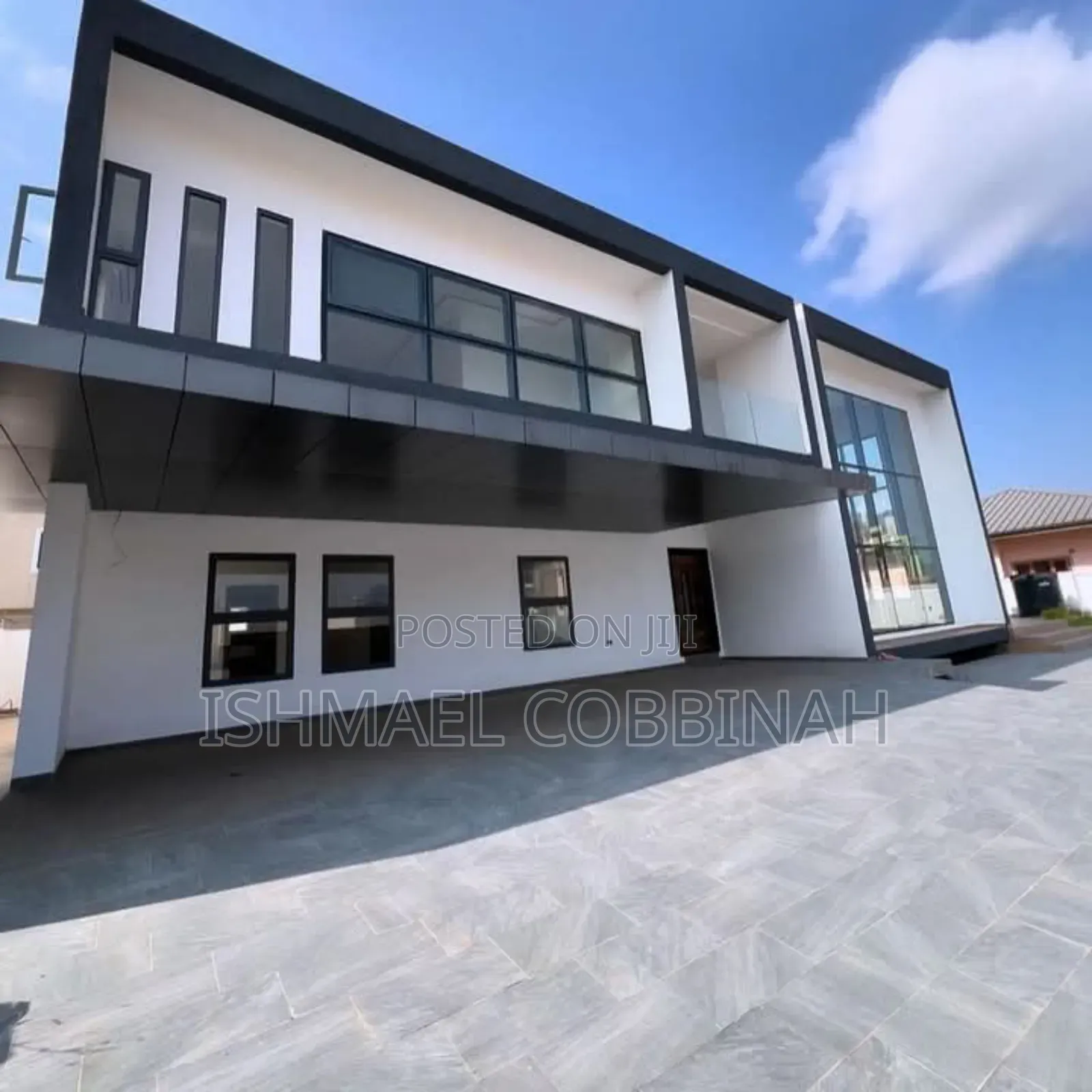 5bdrm Mansion in Ishmit Housing Hub, East Legon for sale