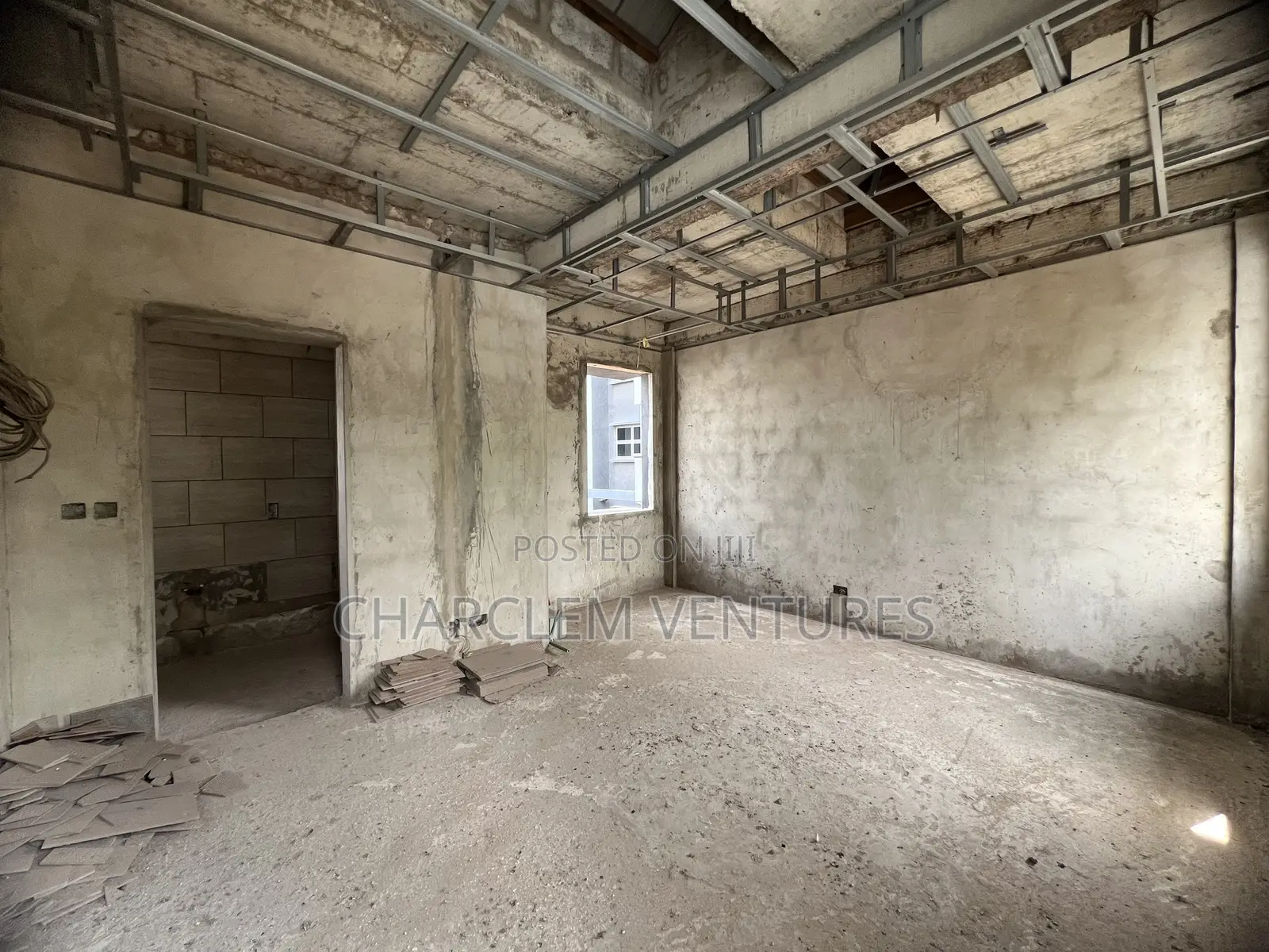 Newly Built 4-bedroom Townhouse At Airport Residential Area